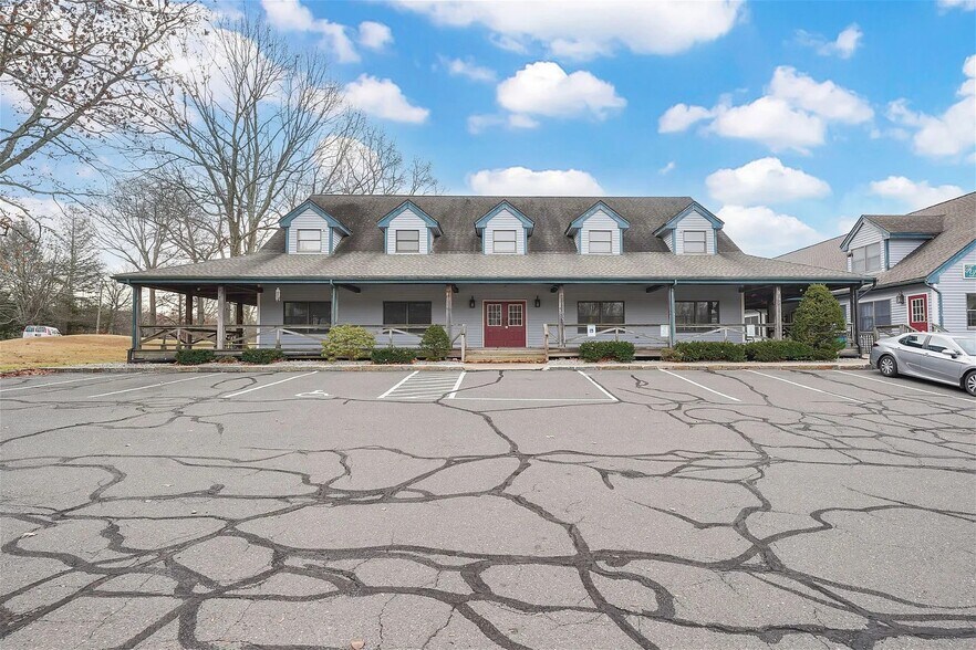 More Photos Of 12 Goose Ln, Tolland Office For Lease
