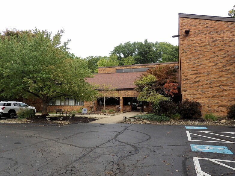 More Photos Of 8445 Munson Rd, Mentor Medical For Sale