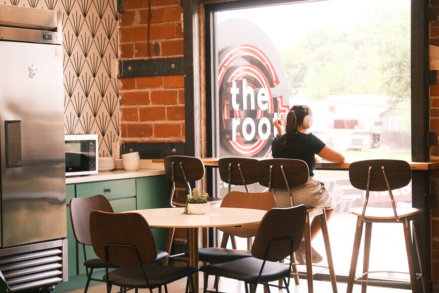 More Photos Of 1207 S Lewis Ave, Tulsa Coworking Space