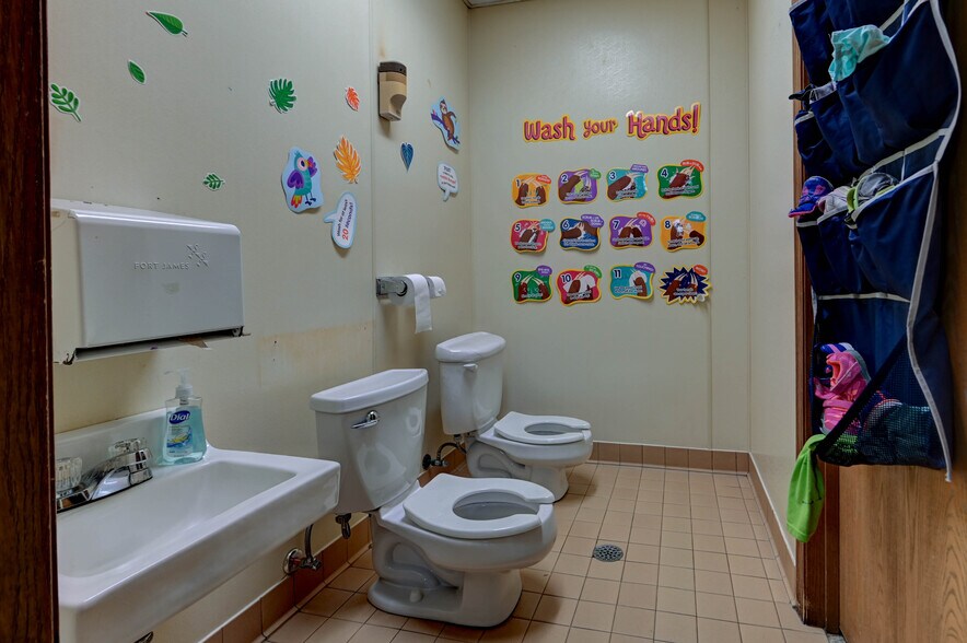 More Photos Of 2901 M 291 Frontage Rd, Independence Schools For Sale