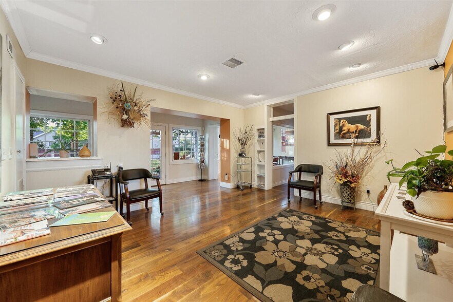 More Photos Of 1106 E 4500 S, Millcreek Office Residential For Sale