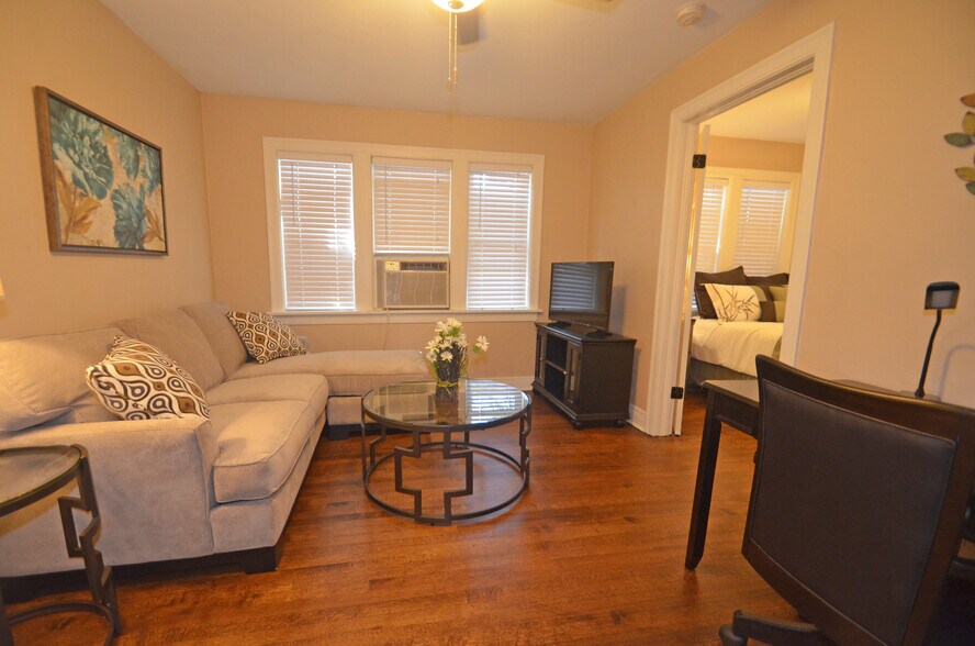 More Photos Of 1712 NW 17th St, Oklahoma City Apartments For Sale