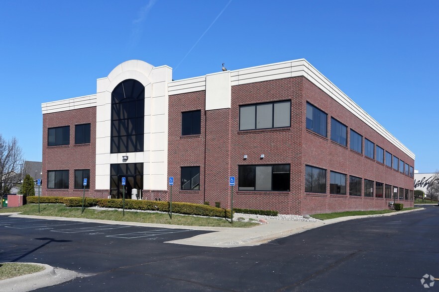 Primary Photo Of 14460 Lakeside Cir, Sterling Heights Office For Lease