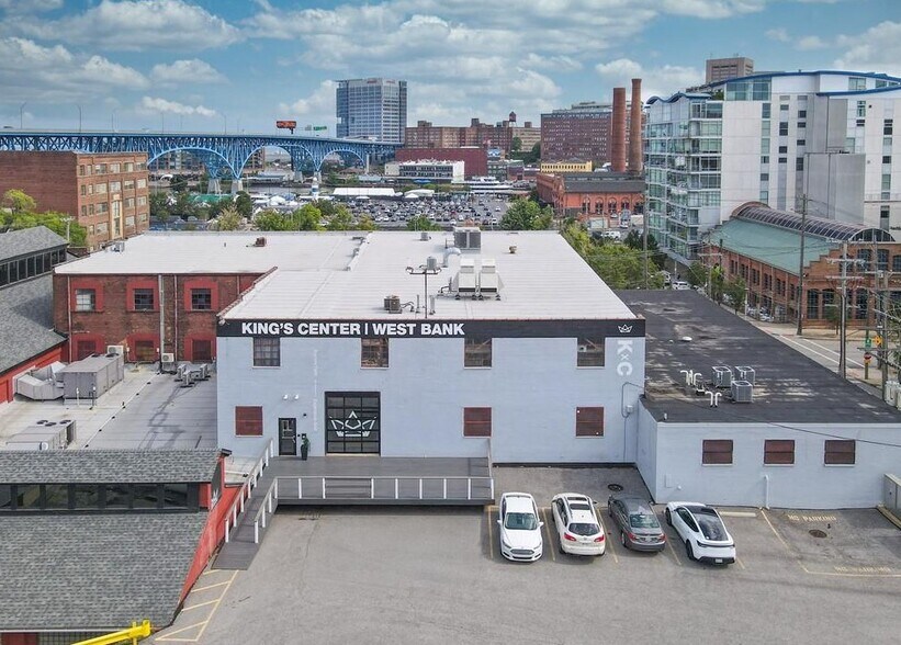 Primary Photo Of 2111 Center St, Cleveland Storefront Retail Office For Lease