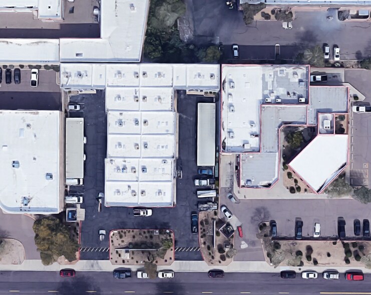 More Photos Of 7652 E Greenway Rd, Scottsdale Warehouse For Lease