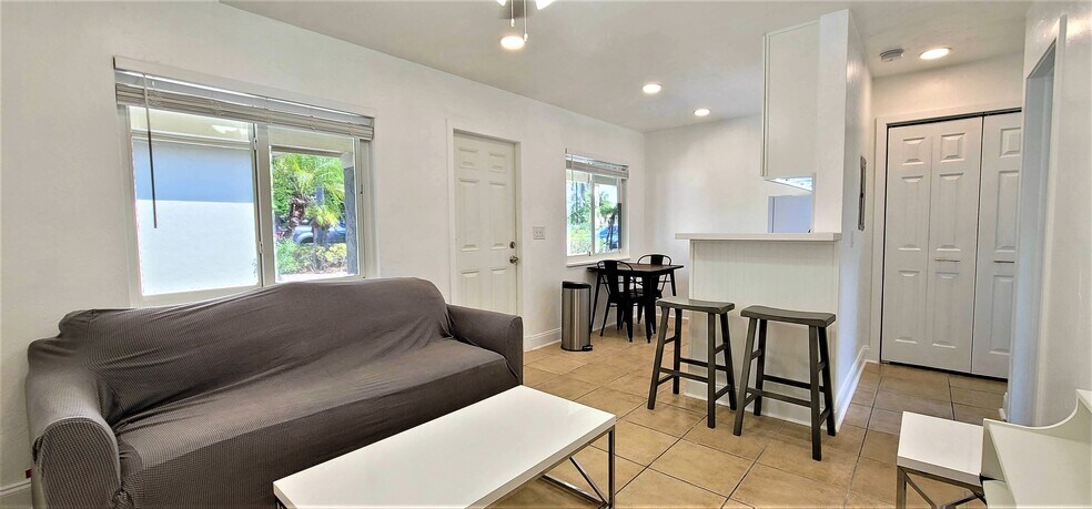 More Photos Of 101-107 Tacoma Ln, West Palm Beach Apartments For Lease
