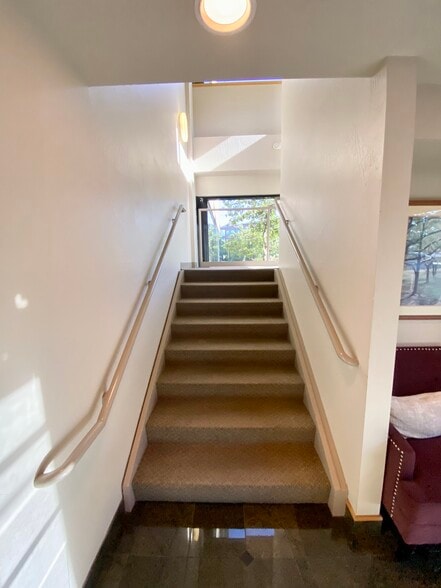 More Photos Of 1575 E McAndrews Rd, Medford Office For Lease