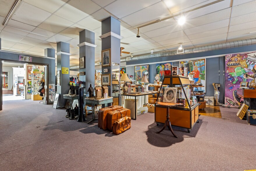 More Photos Of 30-32 S Main St, Attleboro General Retail For Lease