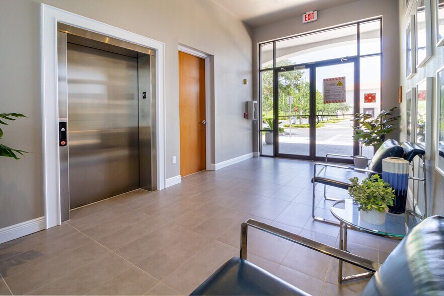 More Photos Of 4290 S Highway 27, Clermont Unknown For Lease