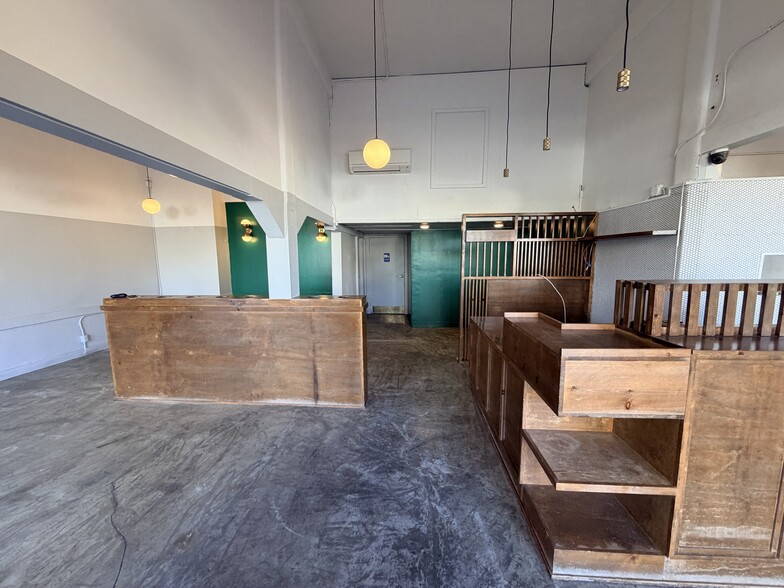 More Photos Of 251 N Larchmont Blvd, Los Angeles Office For Lease