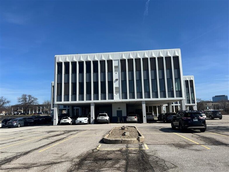 More Photos Of 23215 Commerce Park Rd, Beachwood Office For Lease