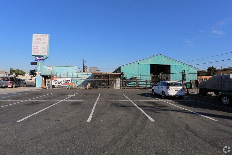Primary Photo Of 10600 Hawthorne Blvd, Inglewood Land For Lease