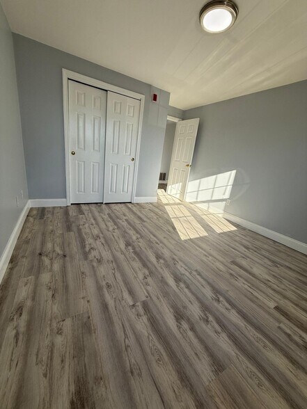 More Photos Of 10-26 Saratoga Ave, Pawtucket Apartments For Sale