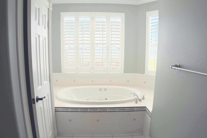 More Photos Of 2982 FM 2935, Brenham Flex For Sale