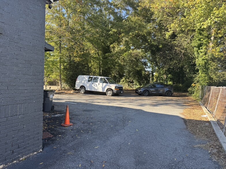 More Photos Of 1387 Cleveland Ave, Atlanta Medical For Sale