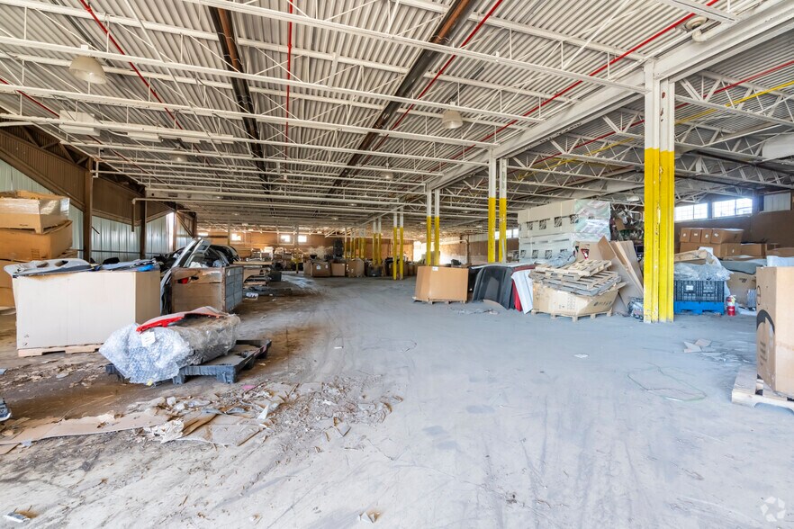 More Photos Of 44052 Yost Rd, Canton Township Manufacturing For Sale