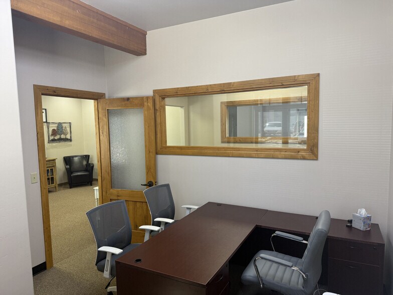 More Photos Of 1338 W Forest Meadows St, Flagstaff Medical For Lease