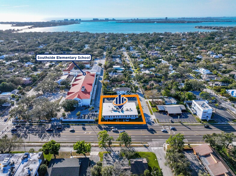 More Photos Of 2700 S Tamiami Trl, Sarasota Medical For Lease