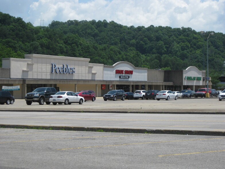 More Photos Of 343-451 N Mayo Trl, Paintsville Storefront For Sale