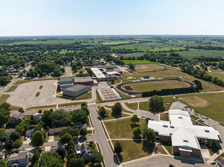 More Photos Of 1600 26th St, Monroe Schools For Sale