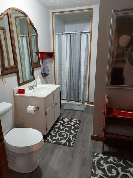 More Photos Of 100 Mickey Ln, Belden Multifamily For Sale