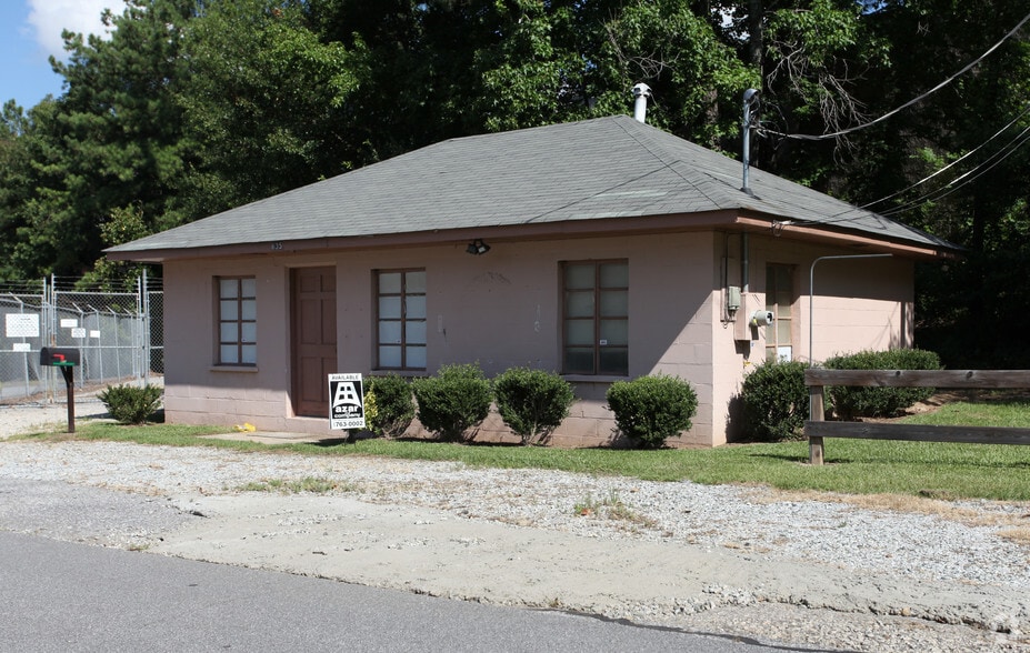 More Photos Of 635 Terrell Mill Rd, Atlanta Office For Lease