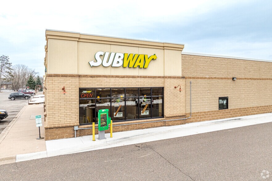 More Photos Of 30962 Fenway Ave, Stacy Unknown For Lease