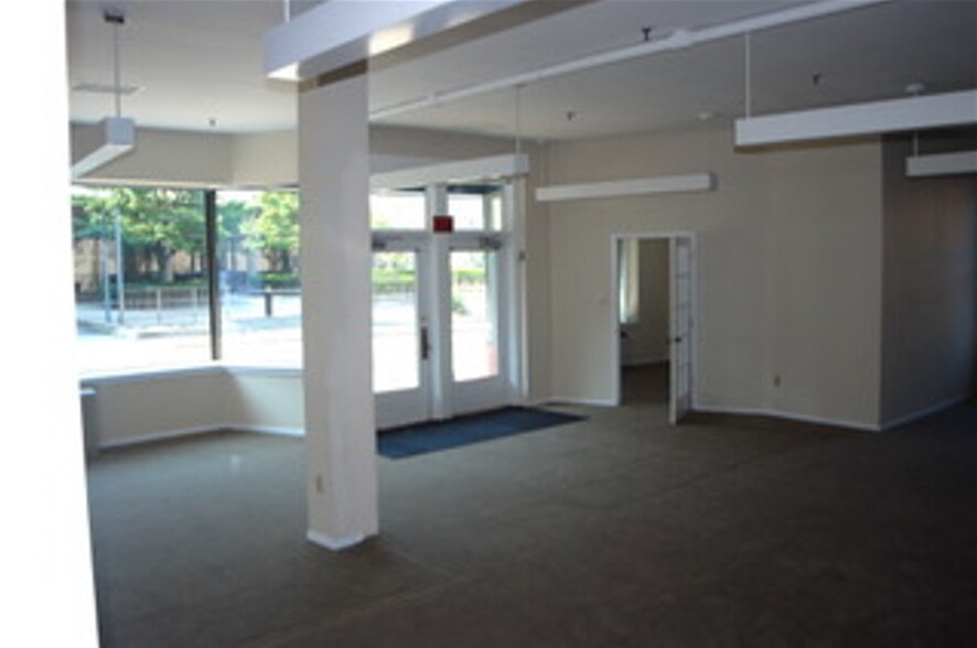 More Photos Of 153-165 State St, New London Office For Sale