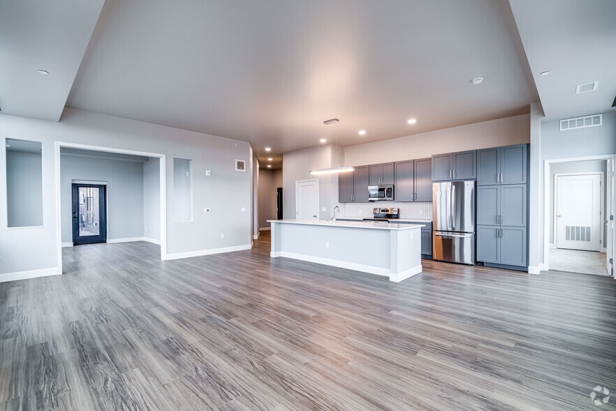 More Photos Of 800 Cretin Ave S, Saint Paul Apartments For Lease