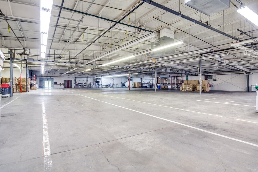 More Photos Of 338 Cliff Dr, Graham Manufacturing For Sale