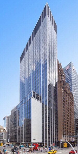 More Photos Of 1350 Avenue of the Americas, New York Office For Lease