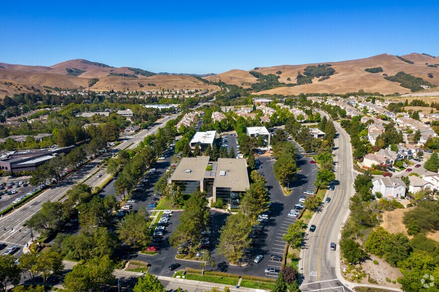 More Photos Of 111 Deerwood Rd, San Ramon Medical For Lease