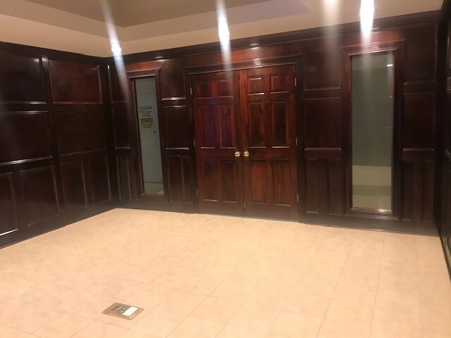 More Photos Of 2709 Walkup Ave, Monroe Warehouse For Lease