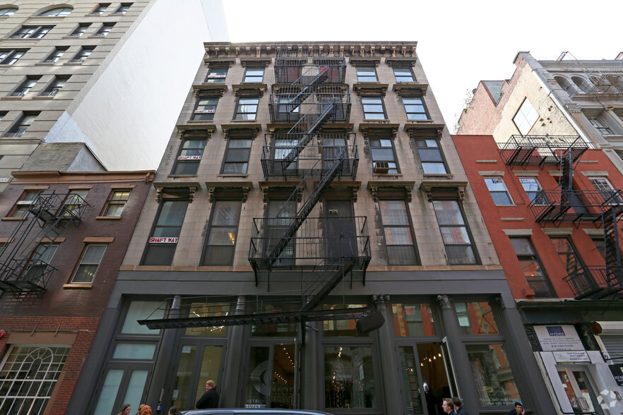 Primary Photo Of 21-23 Howard St, New York Office For Lease