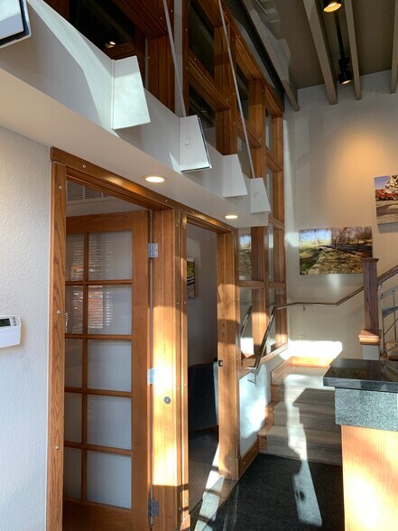 More Photos Of 1501-1509 Washington Ave, Golden Office For Lease