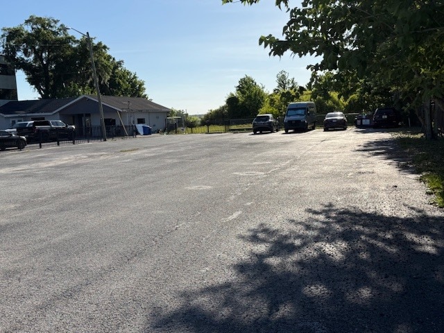 More Photos Of 690 N Semoran Blvd, Orlando Auto Dealership For Lease
