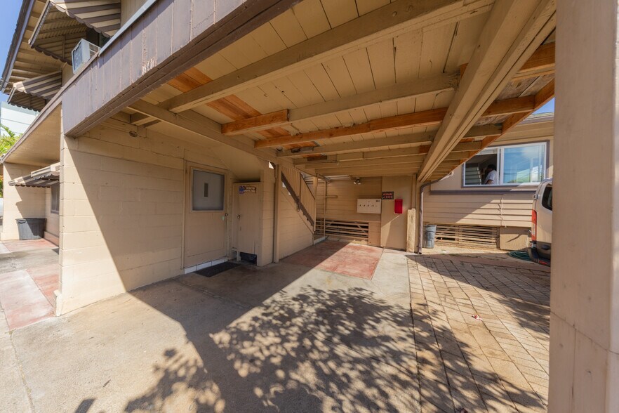 More Photos Of 904 Piikoi St, Honolulu Apartments For Sale