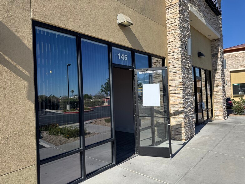 More Photos Of 6446 N Durango Dr, Las Vegas Freestanding For Lease