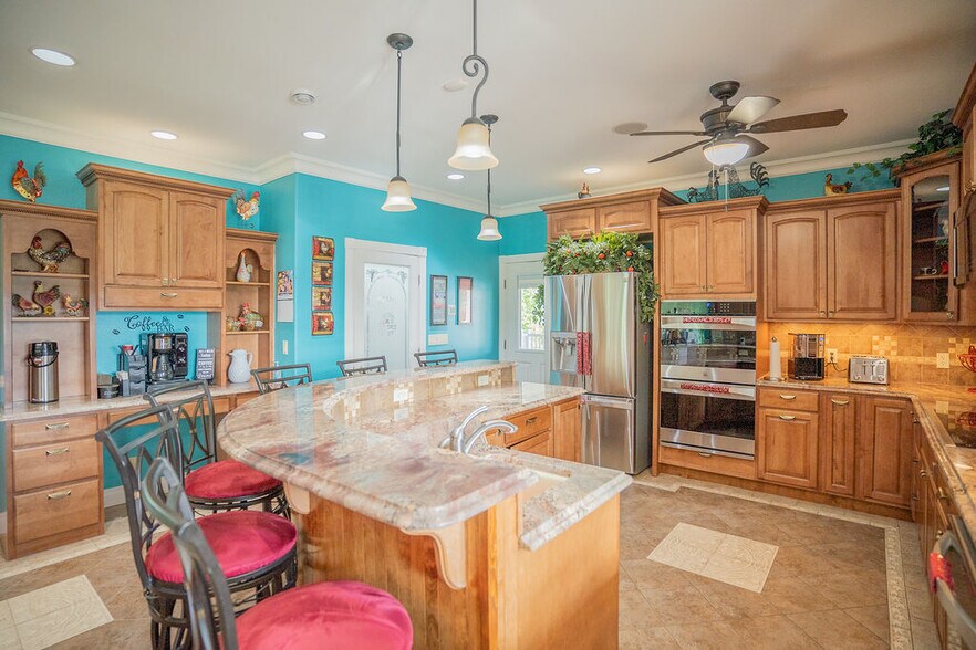 More Photos Of 455 Division St, Fairbanks Specialty For Sale