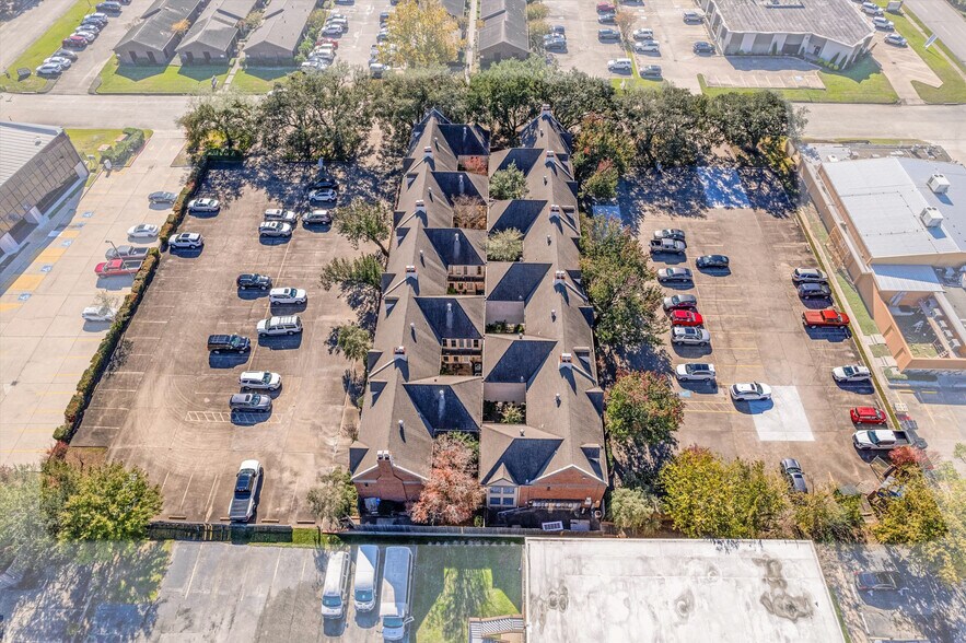 More Photos Of 16815 Royal Crest Dr, Houston Loft Creative Space For Lease