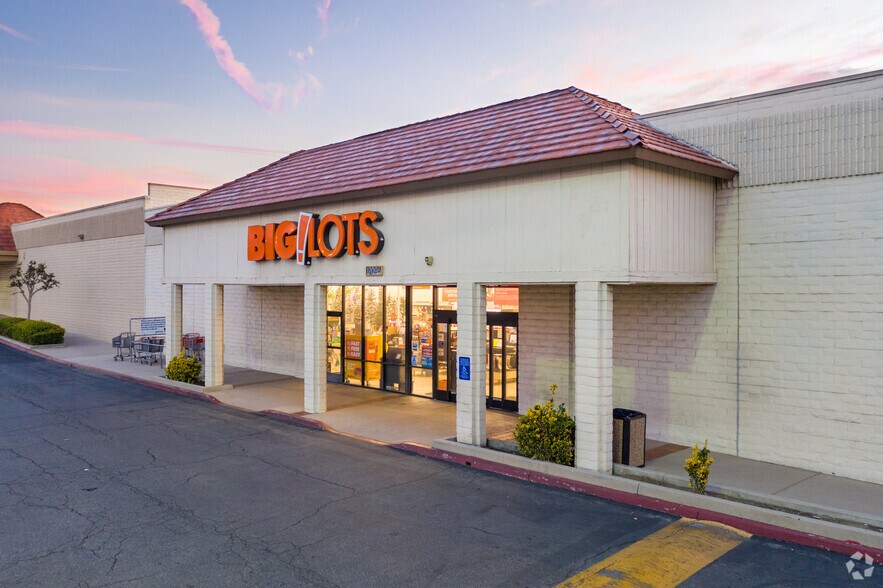 More Photos Of 17009 Valley Blvd, Fontana Unknown For Lease