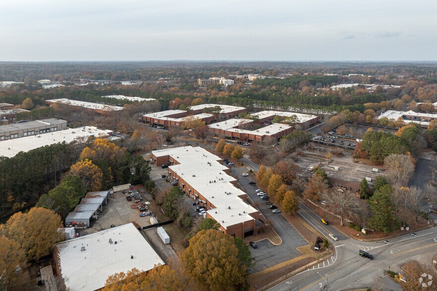 More Photos Of 150 Hembree Park Dr, Roswell Unknown For Lease