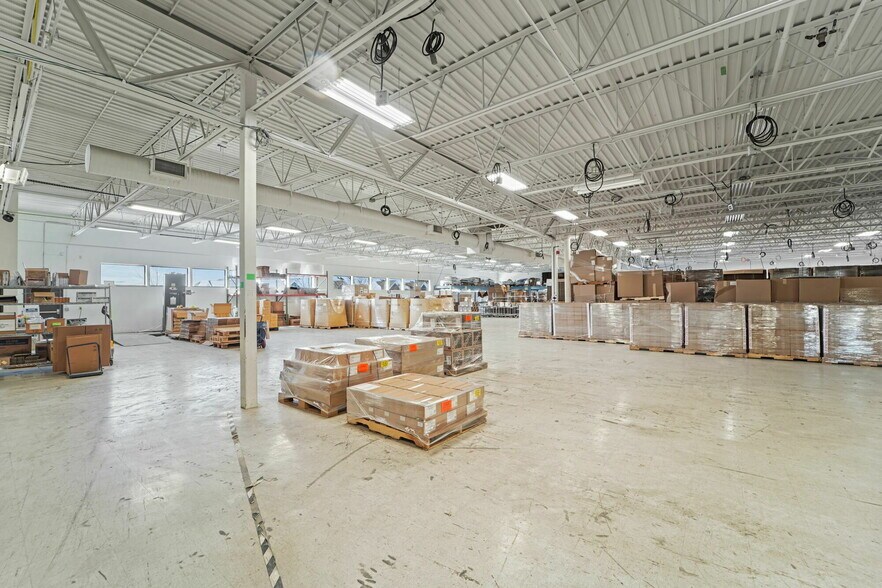 More Photos Of 20 Bomax Dr, Ithaca Manufacturing For Sale