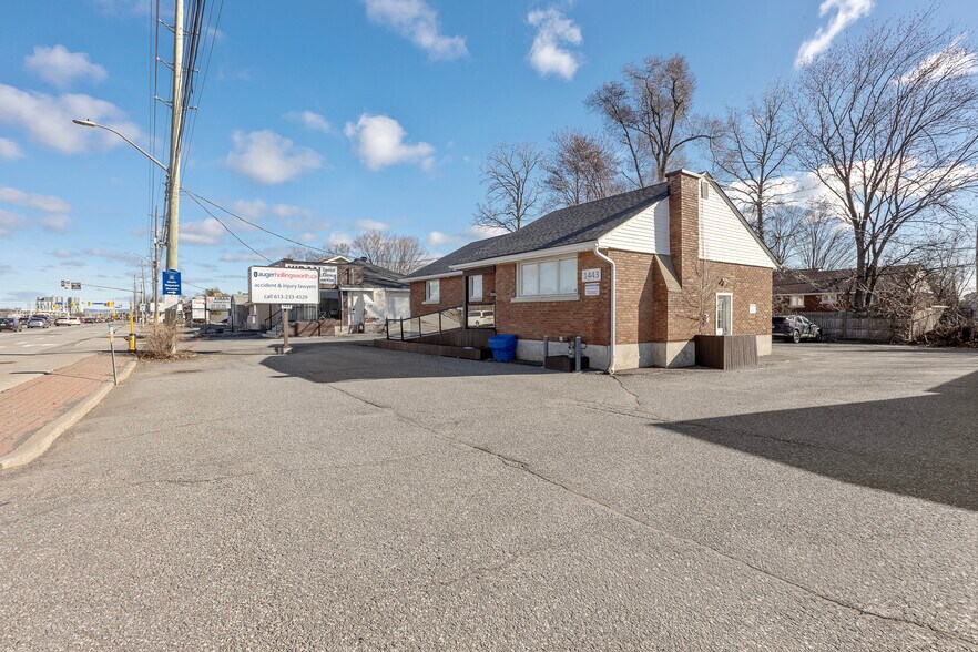More Photos Of 1443 Woodroffe Ave, Ottawa Office For Sale