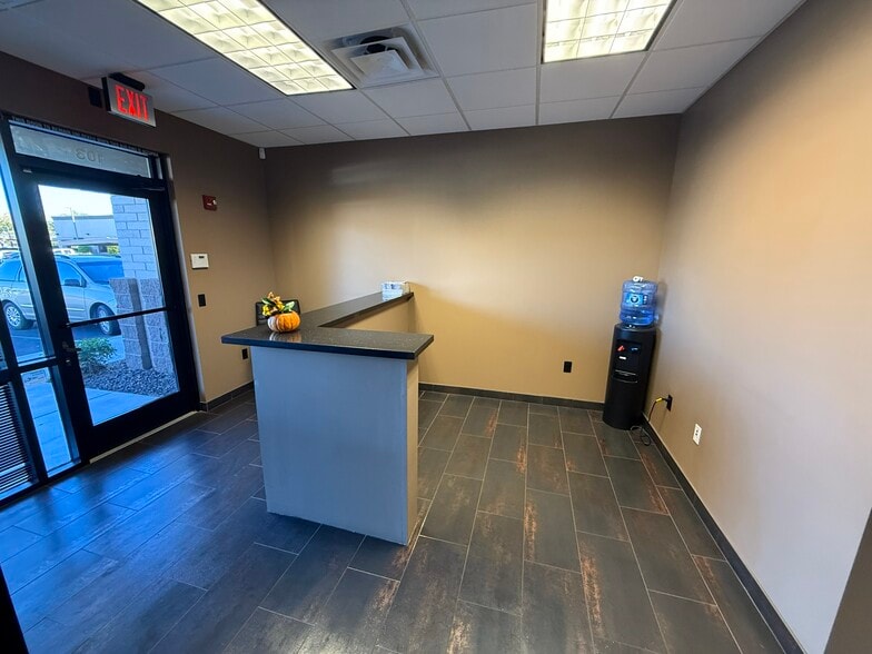 More Photos Of 9210 W Union Hills Dr, Peoria Medical For Sale