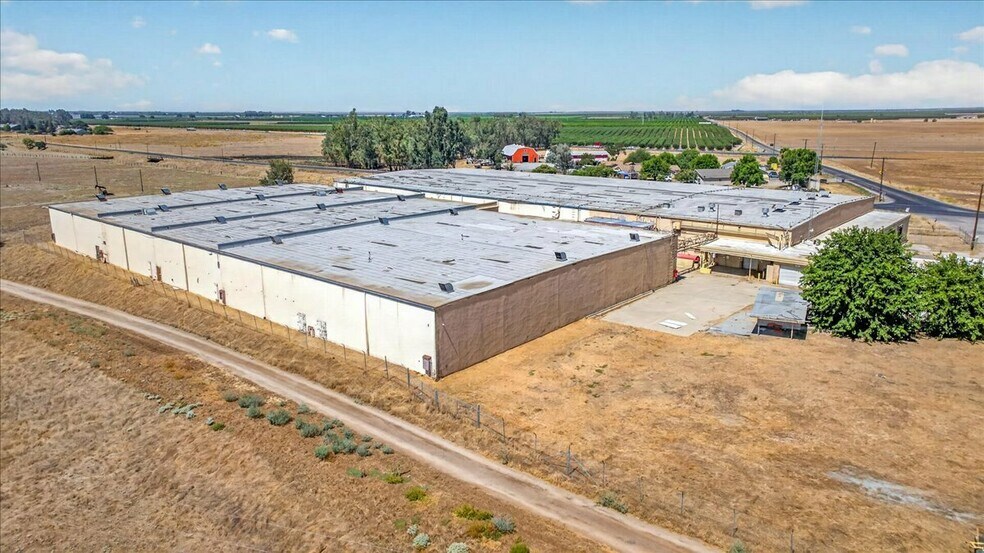 More Photos Of 23745 Avenue 112, Porterville Refrigeration Cold Storage For Sale