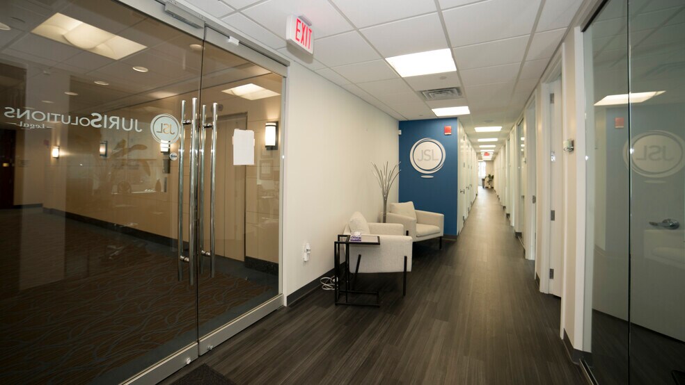 Photo of 17th Floor Ste 1730