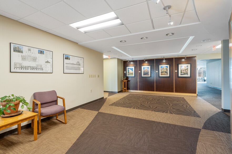 More Photos Of 5710 Commons Park, East Syracuse Medical For Lease