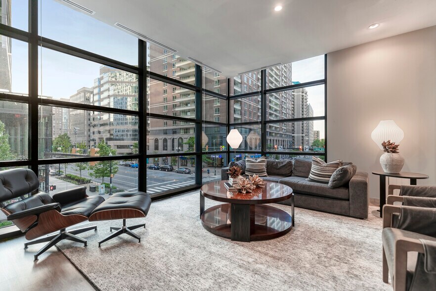 More Photos Of 4040 Wilson Blvd, Arlington Office For Lease