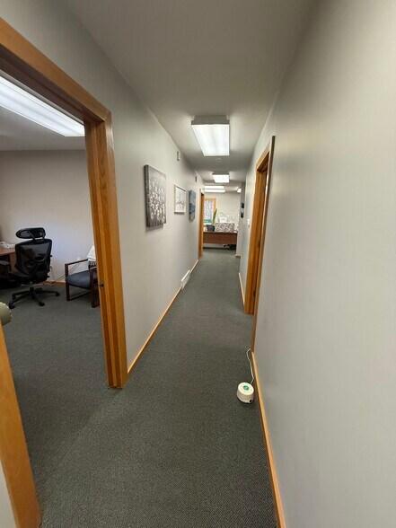 More Photos Of 8287-8289 Loop Rd, Baldwinsville Office For Lease